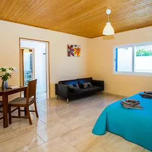 https://villa-playa-blanca-lanzarote.in-canary-islands.com